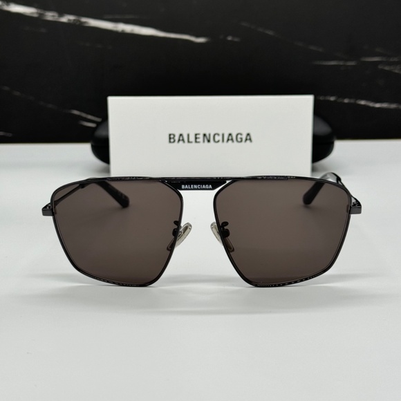 NEW BB0246SA 001 BALENCIAGA BLACK METAL UNISEX BALENCIAGA SUNGLASSES - Picture 2 of 12